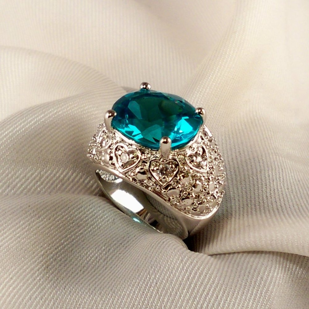 NEW Suzanne Somers Dark Aquamarine Cubic Zirconias, Hearts Silver Ring